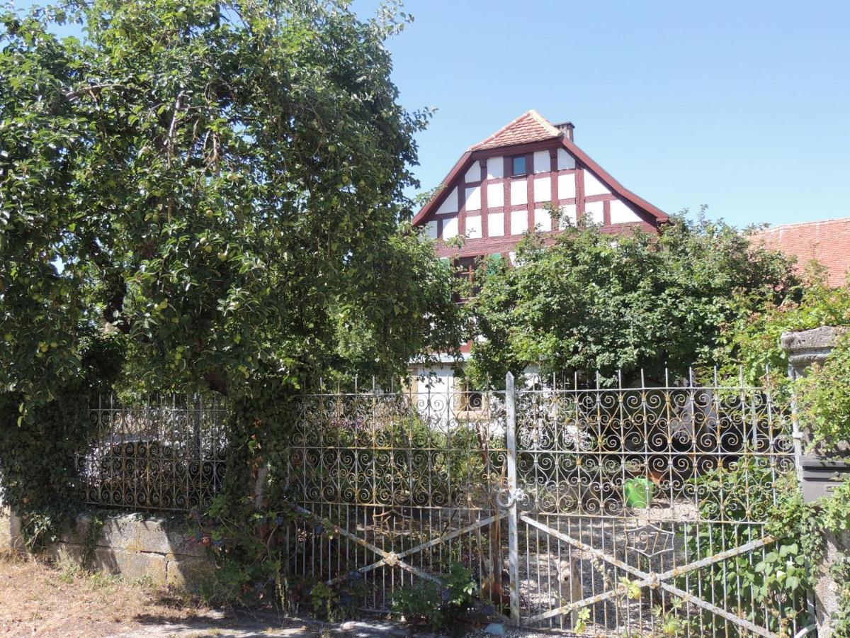 Pilger- Und Radlerherberge Herberge Im Hofhaus 콤버그 외부 사진